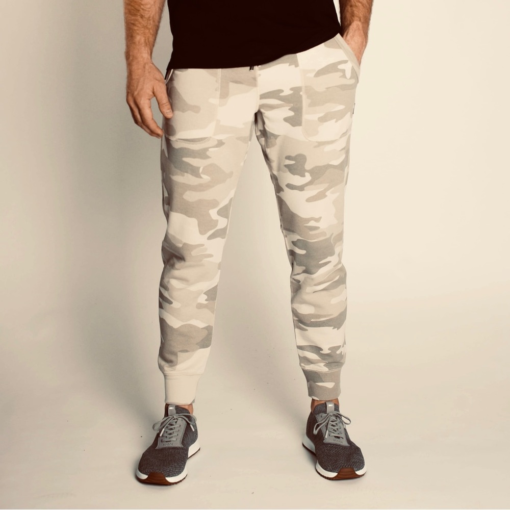 EUC Men’s Size Small CSG (Champs Sports Gear) Military Camouflage Jogger Pants